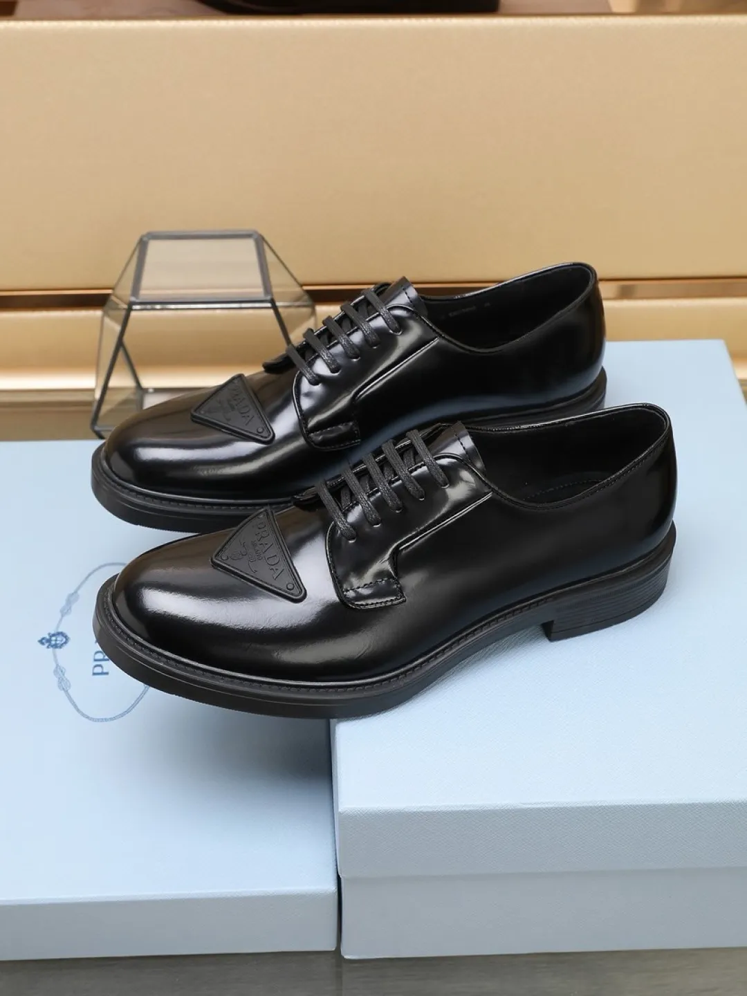 P640💰🔥《PRADA》👏Latest • High-end top brand luxury ~ purchasing agency, top quality. New fashionable business men's shoes🔜The uppers are made of original open-edge beaded cowhide➕cowhide·lining, with fine workmanship. The original stylish and soft combination wear-resistant and non-slip outsole is light and comfortable on the feet. The real thing looks better in real life. Size: 38/45